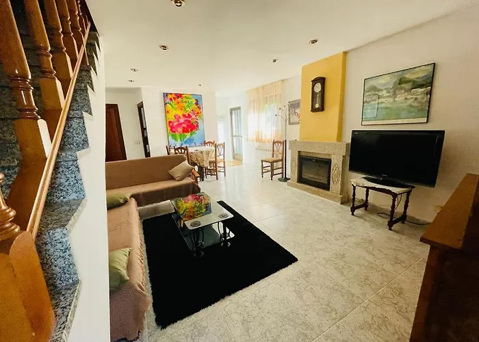 Дом отдыха Agradable Casa Con Chimenea, En Zona Tranquila De Sanabria